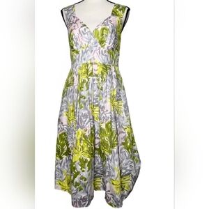 Sundance SZ 6 Pastel Floral Sweetheart Neckline Sleeveless Pleated Spring Dress